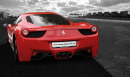 Jízda ve Ferrari 3 okruhy řízení + 1 okruh adrenalinové svezení profesionálem / SLEVA 1.331,- Kč