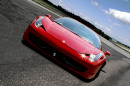 Jízda ve Ferrari 3 okruhy řízení + 1 okruh adrenalinové svezení profesionálem / SLEVA 1.331,- Kč