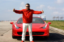 Jízda ve Ferrari 3 okruhy řízení + 1 okruh adrenalinové svezení profesionálem / SLEVA 1.331,- Kč